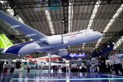 第六屆中國(guó)國(guó)際新材料產(chǎn)業(yè)博覽會(huì)盛大開幕 新材料引領(lǐng)未來產(chǎn)業(yè)變革