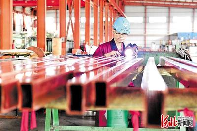 河北武強(qiáng)縣加速高新技術(shù)企業(yè)與科技型中小企業(yè)培育，助力有色金屬壓延加工產(chǎn)業(yè)升級(jí)